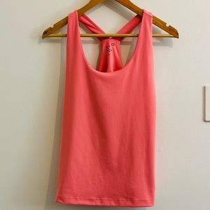 GapFit Studio Support Top Size M